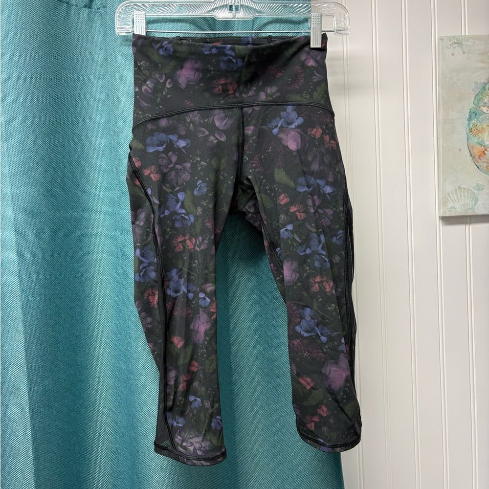 lululemon Frozen Flourish Train Times Crop Leggings Multi Color Size 4 - Picture 7 of 9